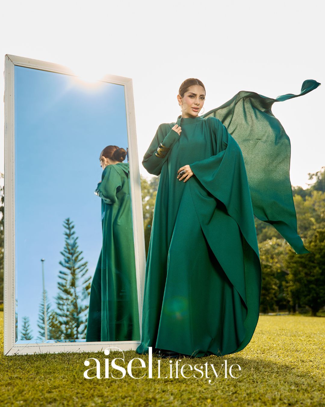 Superstar Dress - Emerald Green